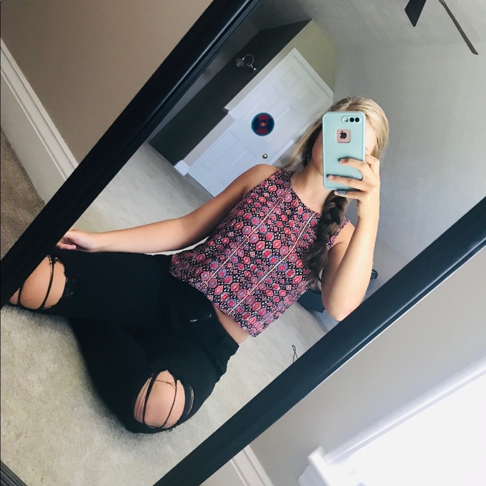 cute patterned tank - Picture 2 of 5